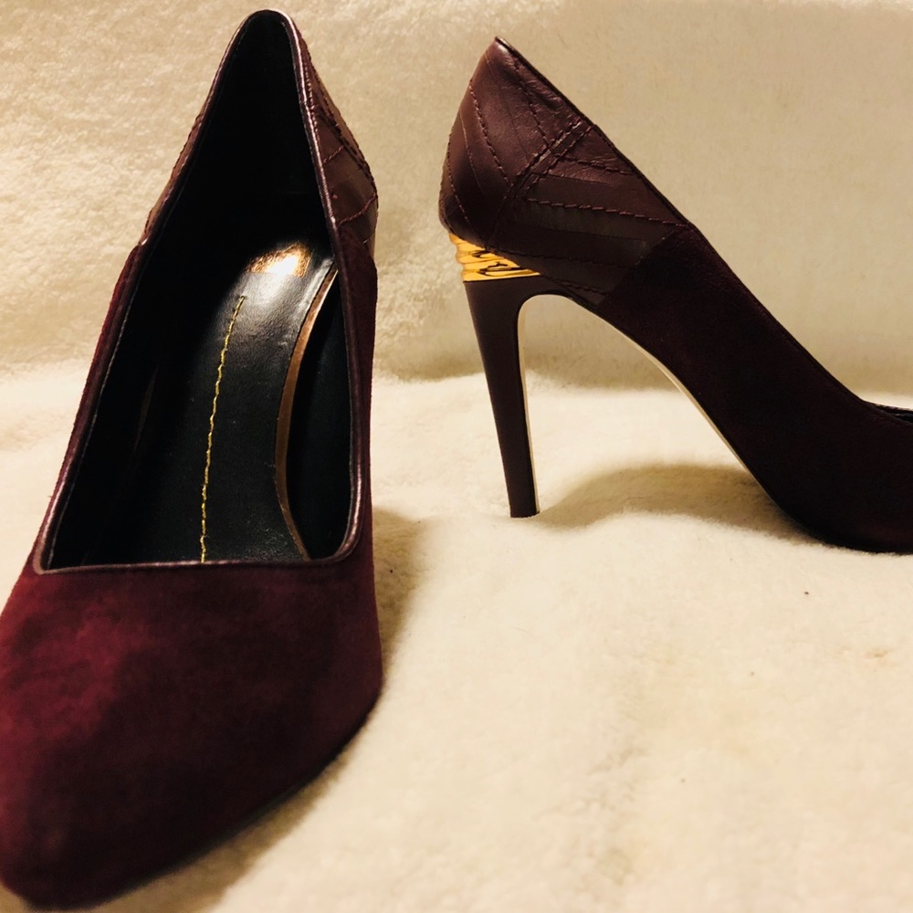 DV by Dolce Vita ‘Flair’ suede bordeaux pump